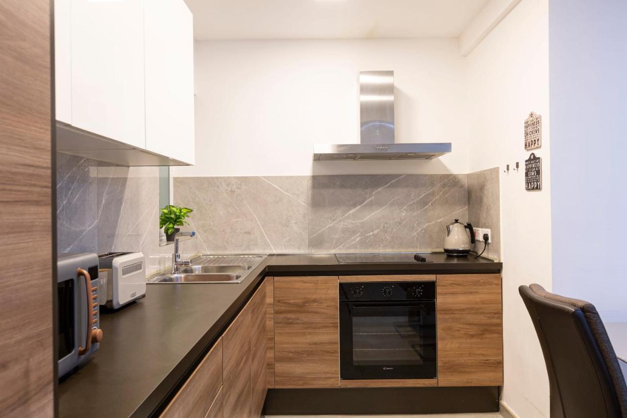 Golden Flat In San Pawl-Hosted By Sweetstay Σεντ Πόλς Μπέι Εξωτερικό φωτογραφία