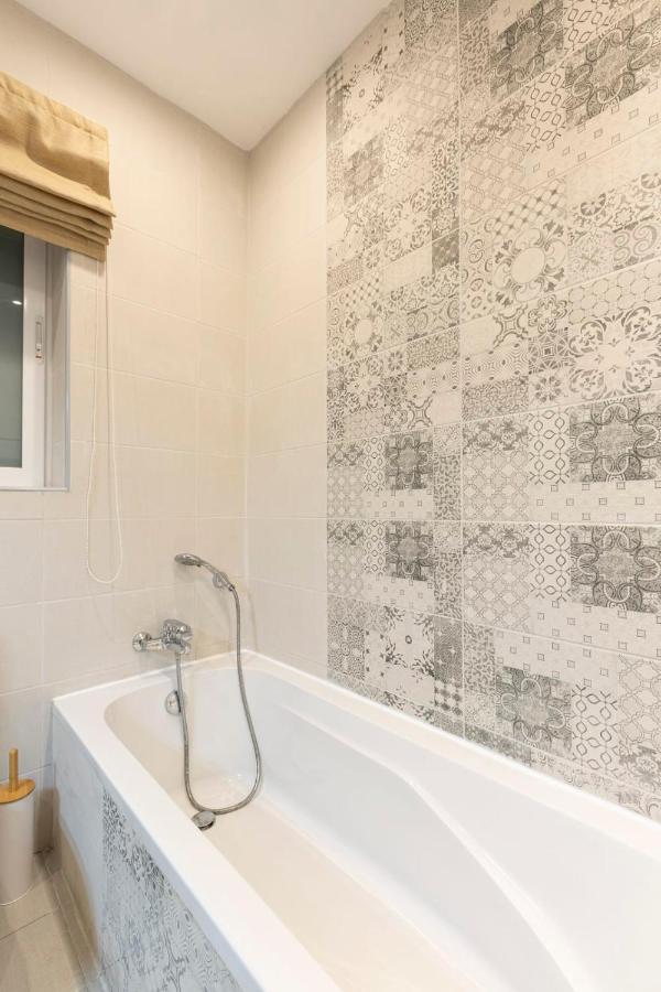 Golden Flat In San Pawl-Hosted By Sweetstay Σεντ Πόλς Μπέι Εξωτερικό φωτογραφία